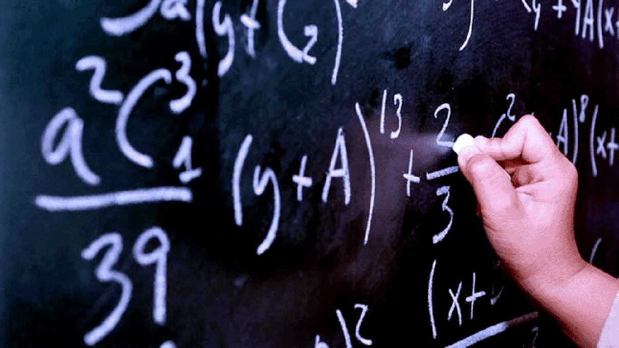 Tânără româncă, aur la Olimpiada Europeană de Matematică: cine este Amina Abu Shanab