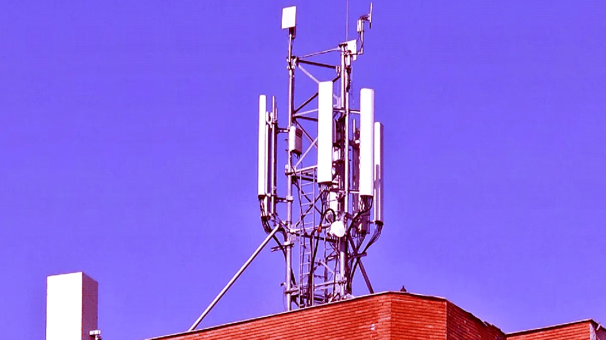 Digi, Orange și alți operatori plătesc statului 531 milioane lei. Ce primesc de acești bani?