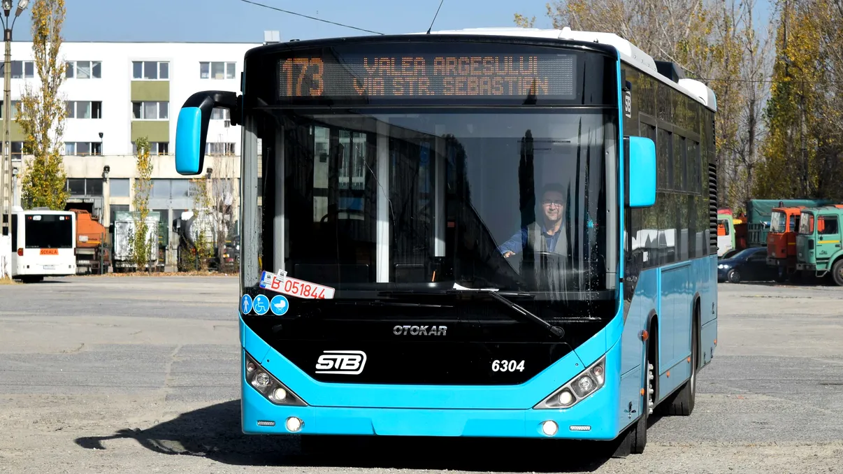 Condiții vechi, prețuri mai mari: de ce ar putea crește tariful biletului la autobuz și tramvai în București