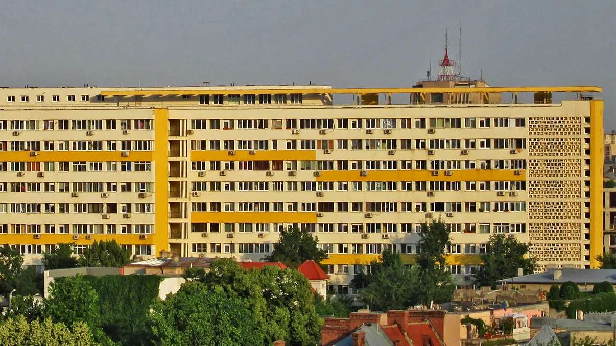 Amenzi de 1.000 de lei pentru cei care stau la bloc și fac asta. Cât de gravă e situația, de fapt?