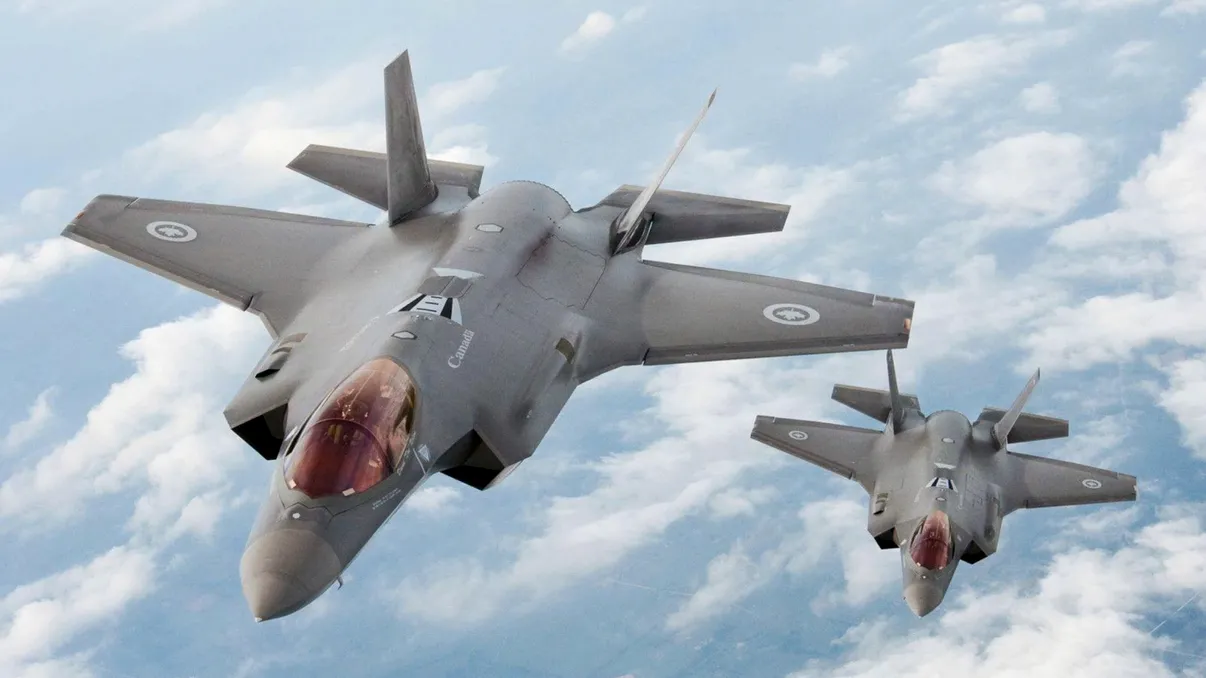 Pilot uman versus inteligența artificială: prima astfel de confruntare aeriană ar putea avea loc în 2021