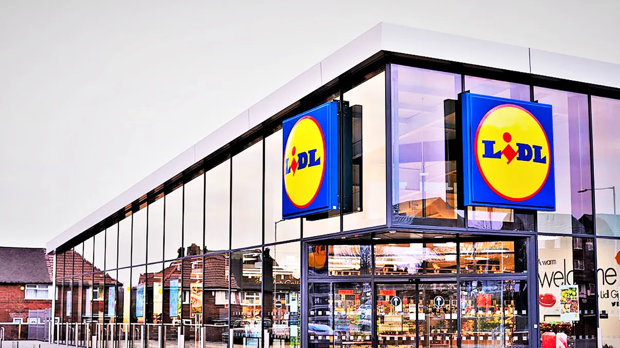 Lidl vine cu anunț neașteptat pentru toți clienții. Se întâmplă la final de lună