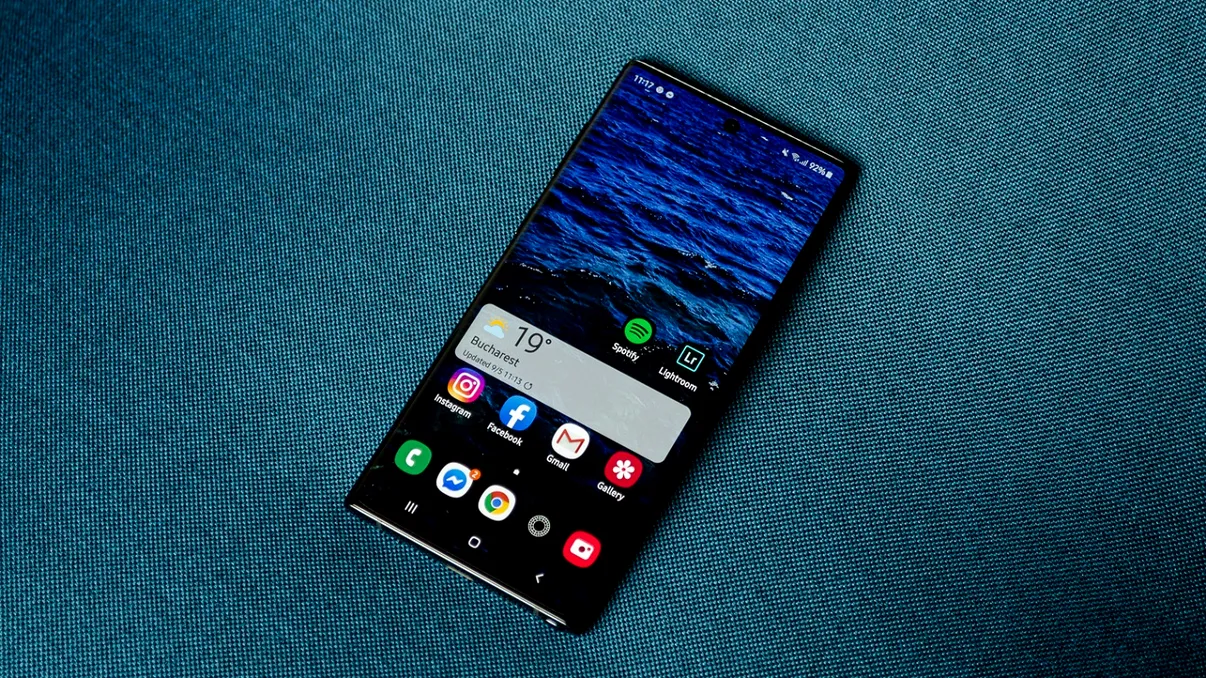Samsung Note 20, în cele mai bune imagini și cu o culoare deosebită