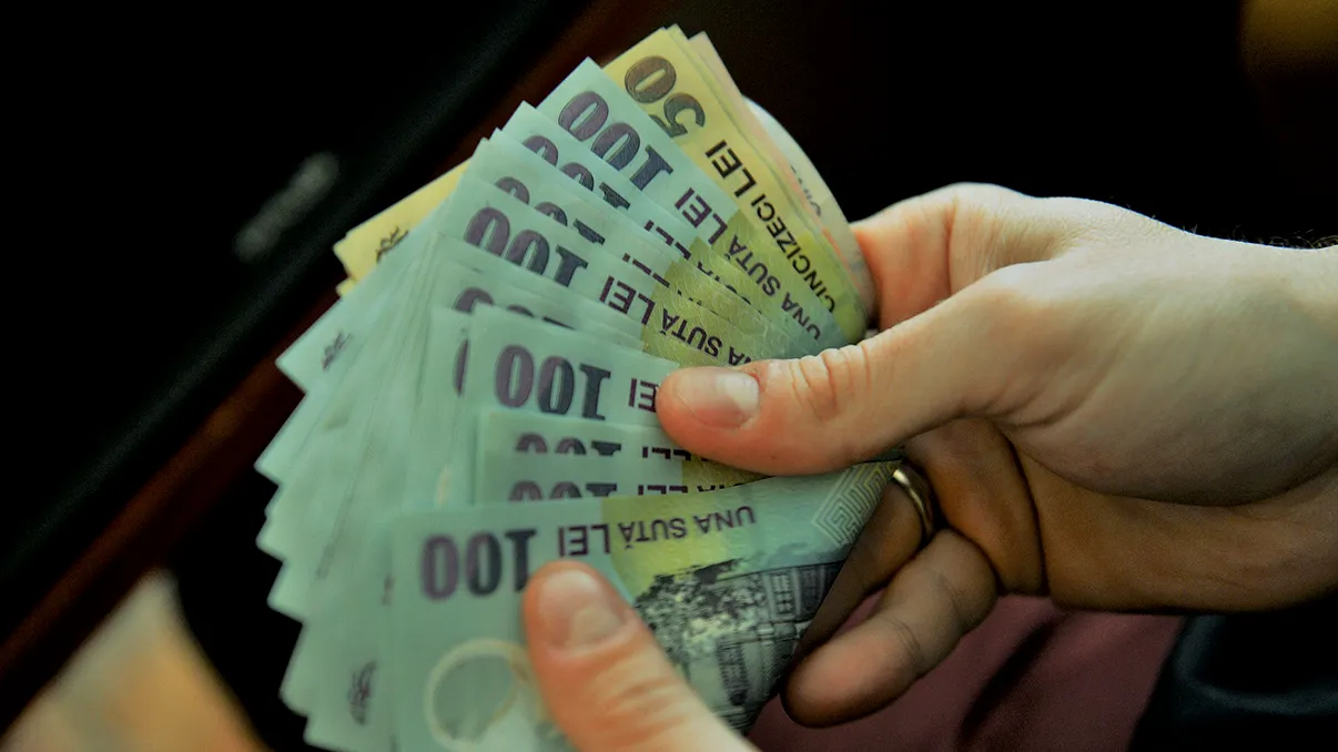 Este oficial, se dau 1.450 de lei pentru toți acești români. Ce condiții trebuie îndeplinite acum și pentru ce se dau