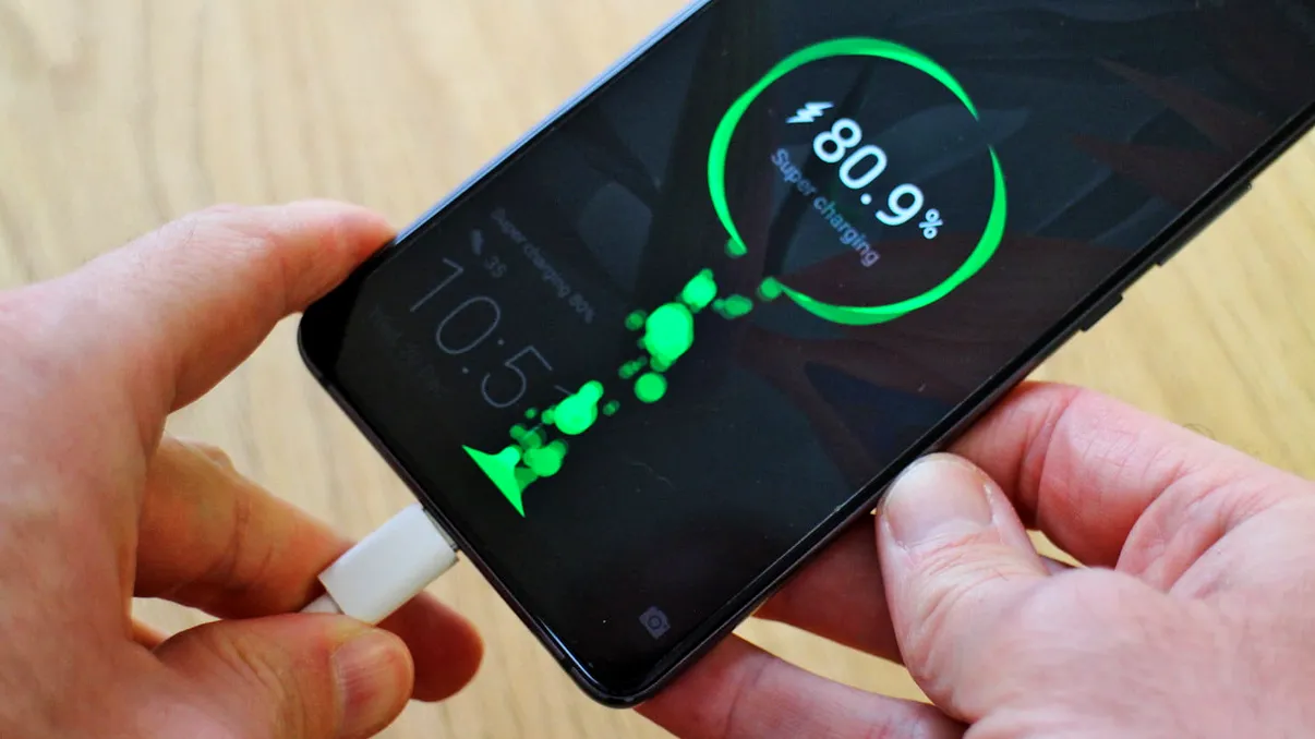Performanță greu de egalat: cum poți încărca telefonul la 100% în doar 15 minute