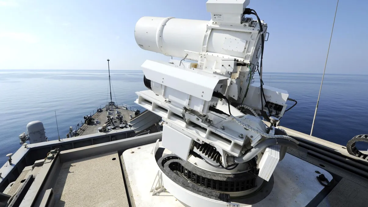 China lucrează la arma care ar putea fi la fel de importantă ca bomba atomică