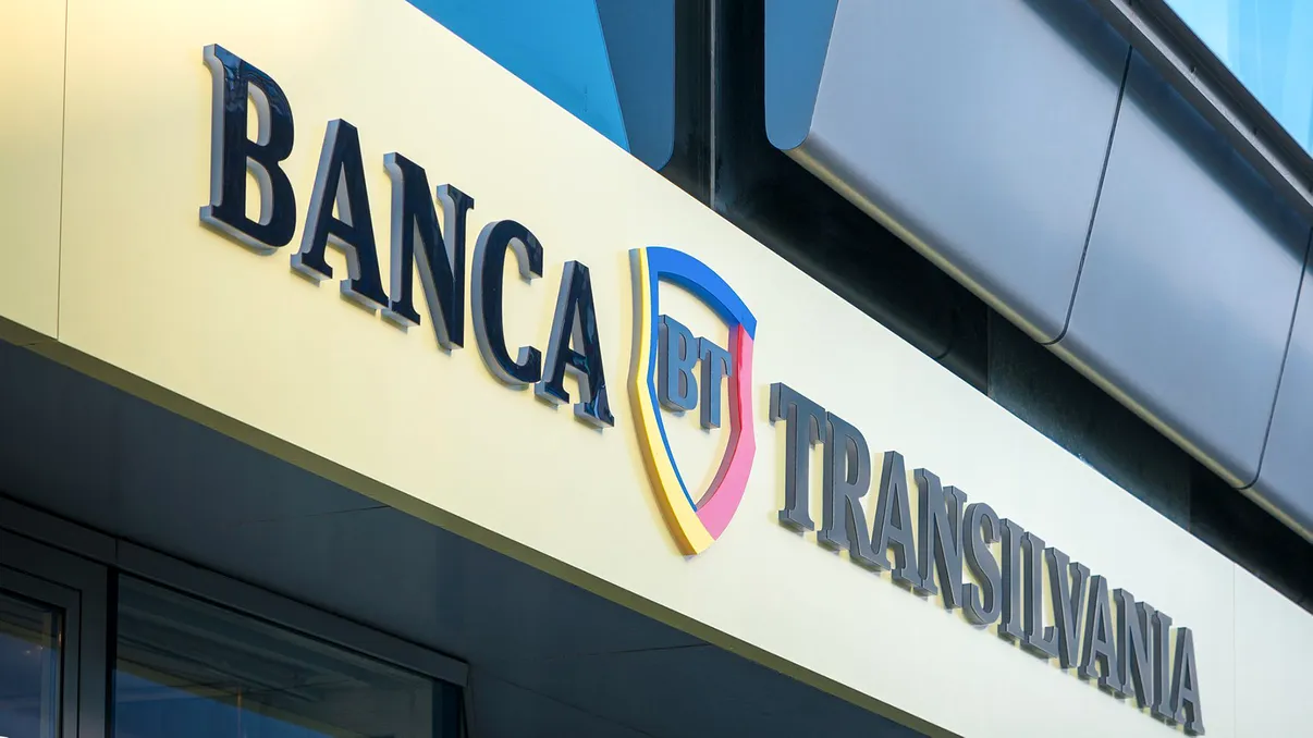 Anunț pentru toți românii care au card și cont bancar: Banca Transilvania a venit cu vestea surpriză