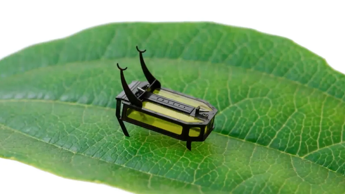 Acest mini robot e alimentat cu alcool, pentru că atât de departe a ajuns știința