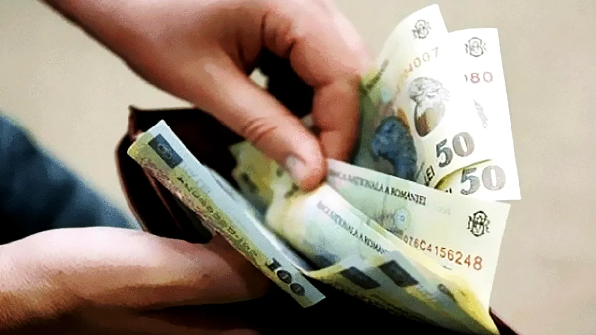 Se dau bani pentru mii de români: stimulentul ajunge la 2.000 de lei. Cine primește?