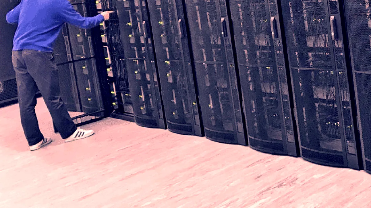 Supercomputerul care a analizat COVID-19 ca să găsească cele mai bune tratamente