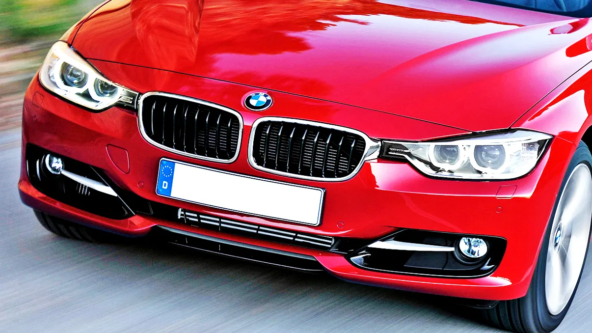 Mașini ieftine de la ANAF chiar înainte de Crăciun: BMW la preț de iPhone