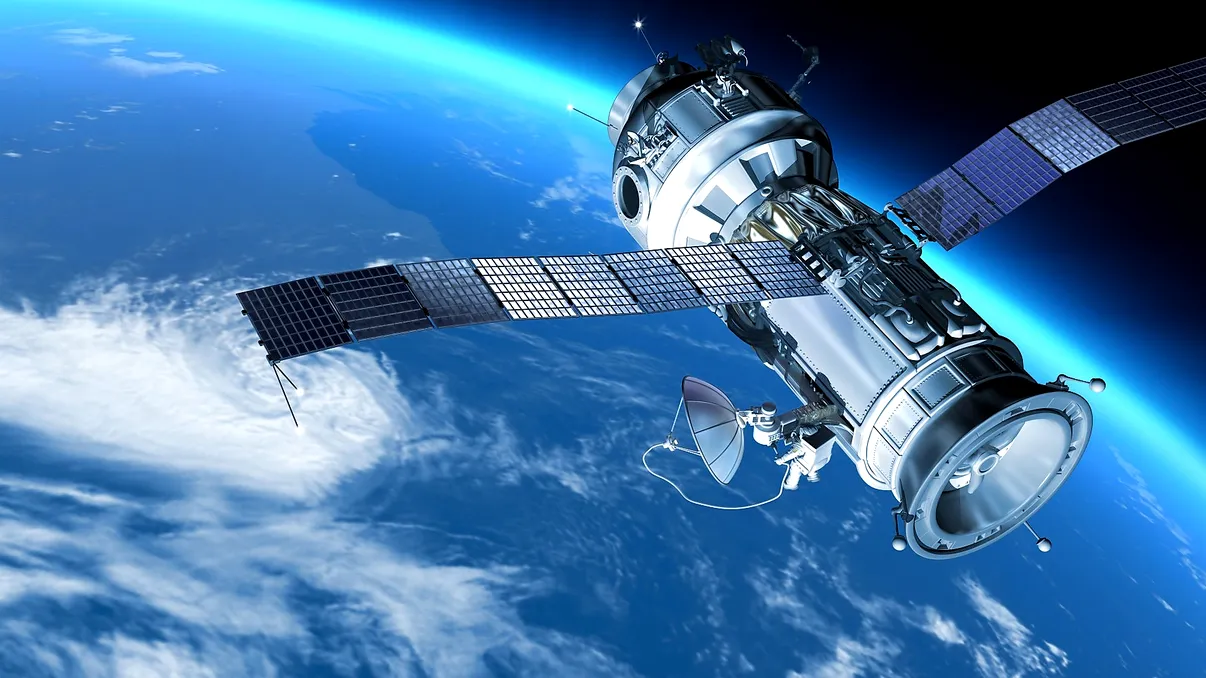 Cum funcționează internetul din satelit: primii utilizatori testează sistemul Starlink