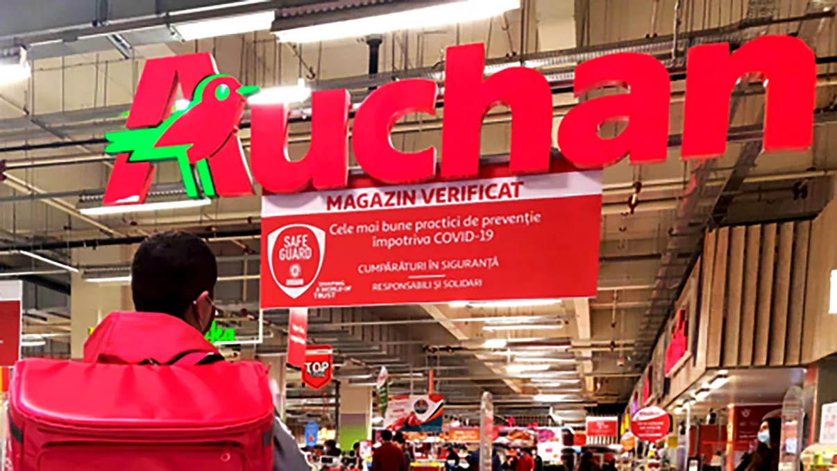 Vestea zilei de la Auchan: e vorba de peste 4.000 de produse și acești români trebuie să afle urgent
