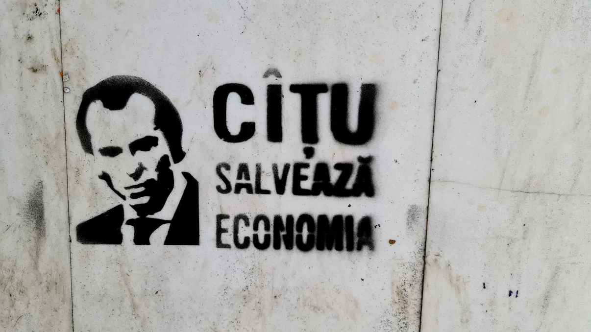 România, în pragul dezastrului economic. Se dau bugetari afară? Toți ochii sunt pe Guvern