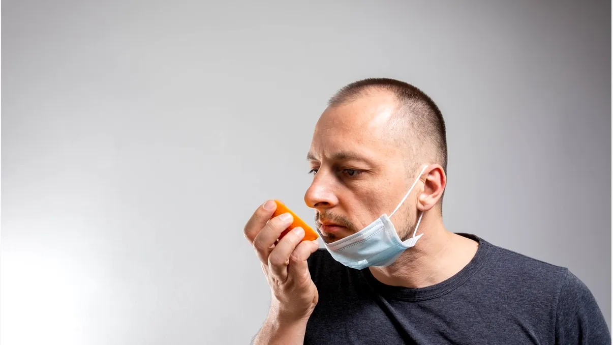 Cum îți recuperezi mirosul după ce COVID-19 ți l-a distrus