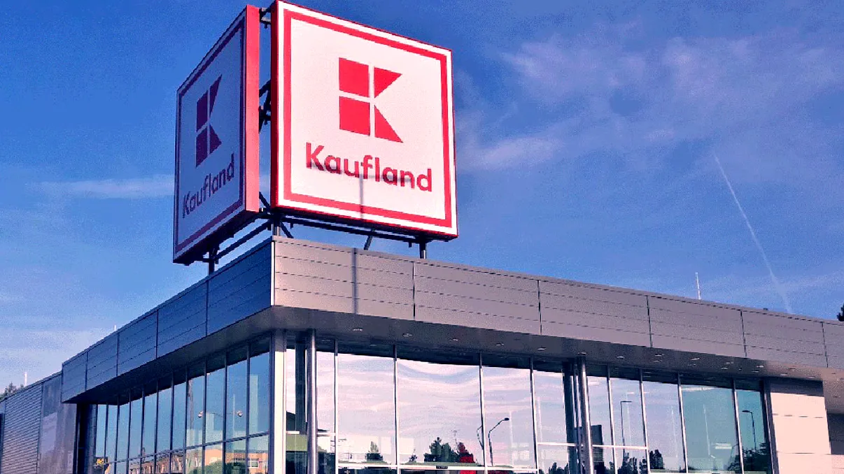 Sunt pentru milioane de români la Kaufland: catalogul surpriză cu produsele din magazine