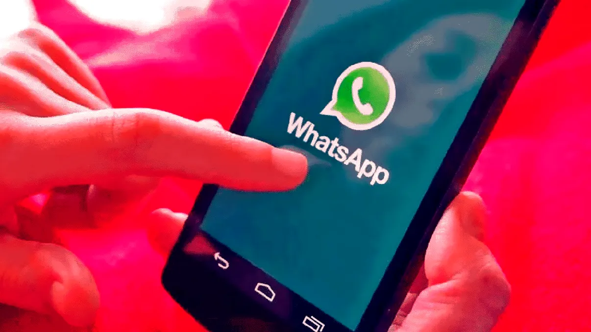 Pericol pe WhatsApp, milioane de utilizatori sunt vizați: cum îți poate accesa oricine mesajele