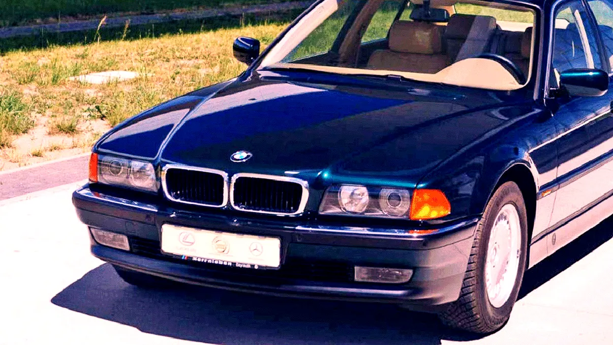 Povestea excepțională a unui BMW Seria 7 din 1998 conservat perfect. Prețul e cât o mică avere