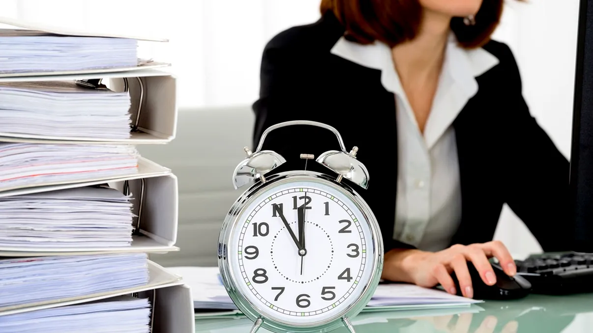 Jumătate dintre români lucrează în București: cât de ciudată este realitatea forței de muncă din România