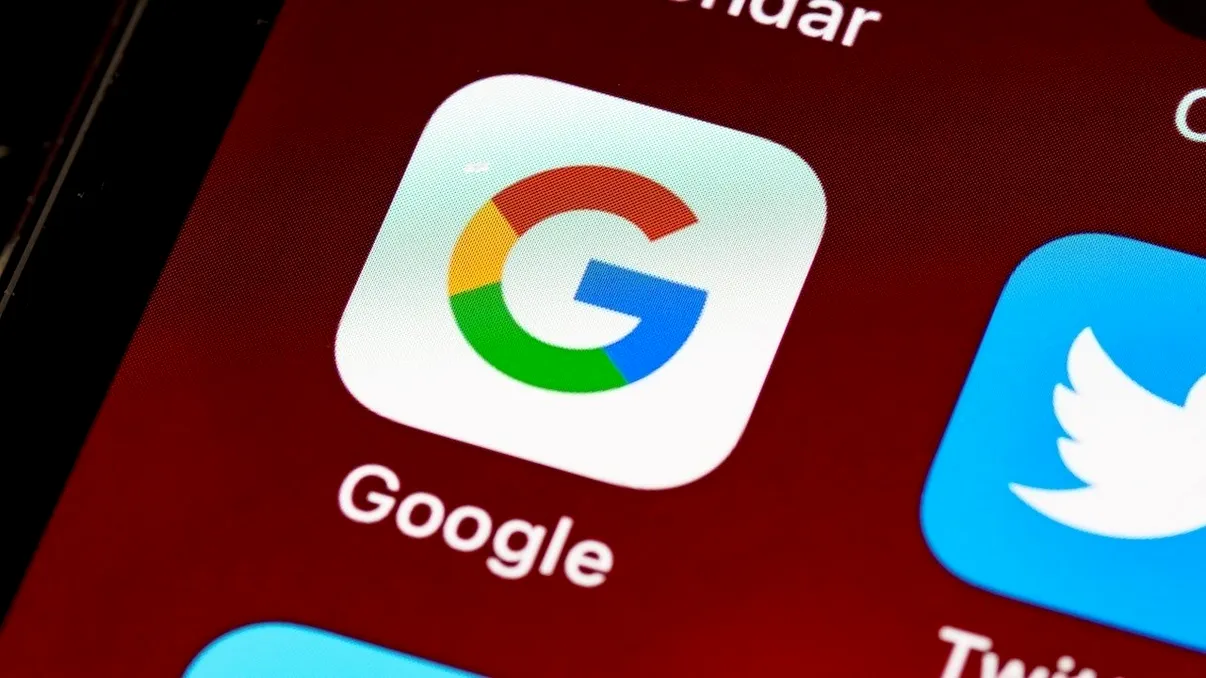 Google s-a supărat că-i făcea concurență: decizia gigantului tech împotriva companiei care vinde date de localizare