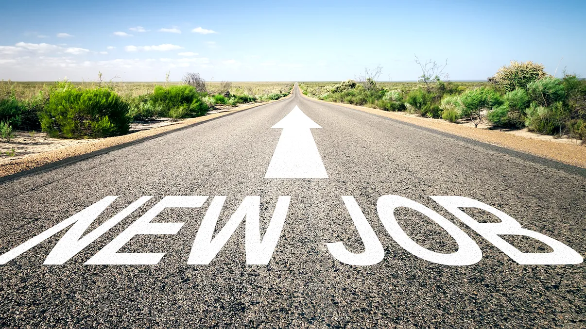 Românii se plâng de faptul că nu au de muncă, dar realitatea e cu totul alta