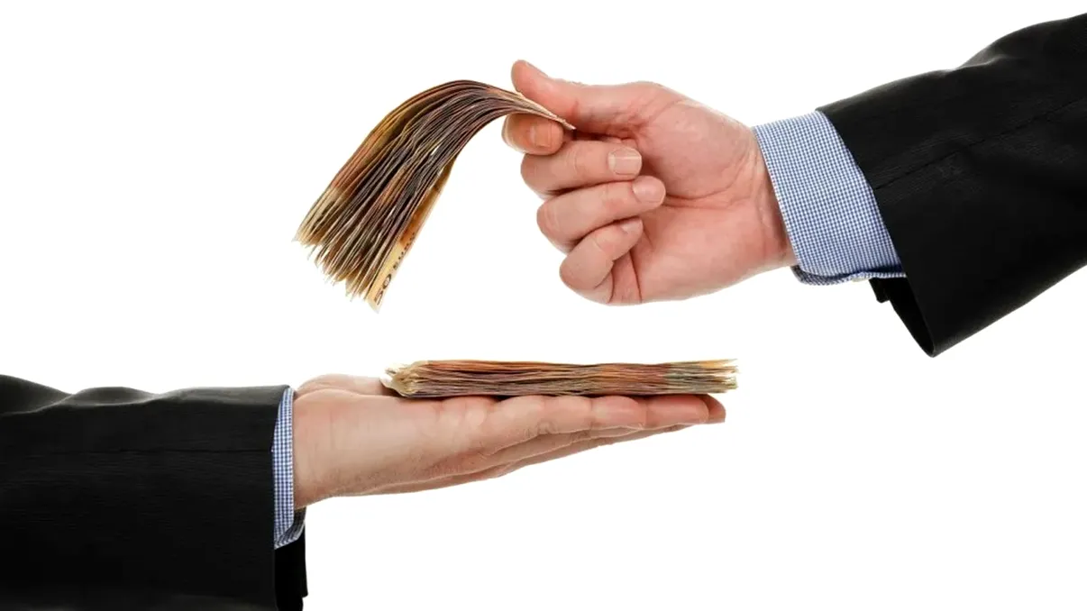 Se dau bani de la stat: Sute de milioane de euro, puse la bătaie de Guvern