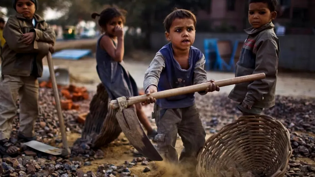 Toți vorbesc despre efectele crizei climatice, dar puțini știu ce impact au asupra copiilor