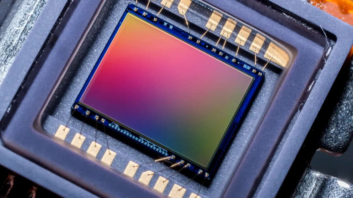 Samsung Galaxy S22 va fi telefonul cu o cameră de 200 de megapixeli, dar nu va fi primul