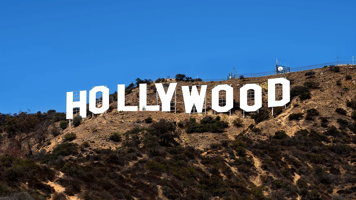 Se întâmplă la Hollywood, dar vom ”plăti” toți: ce se întâmplă cu filmele și serialele favorite