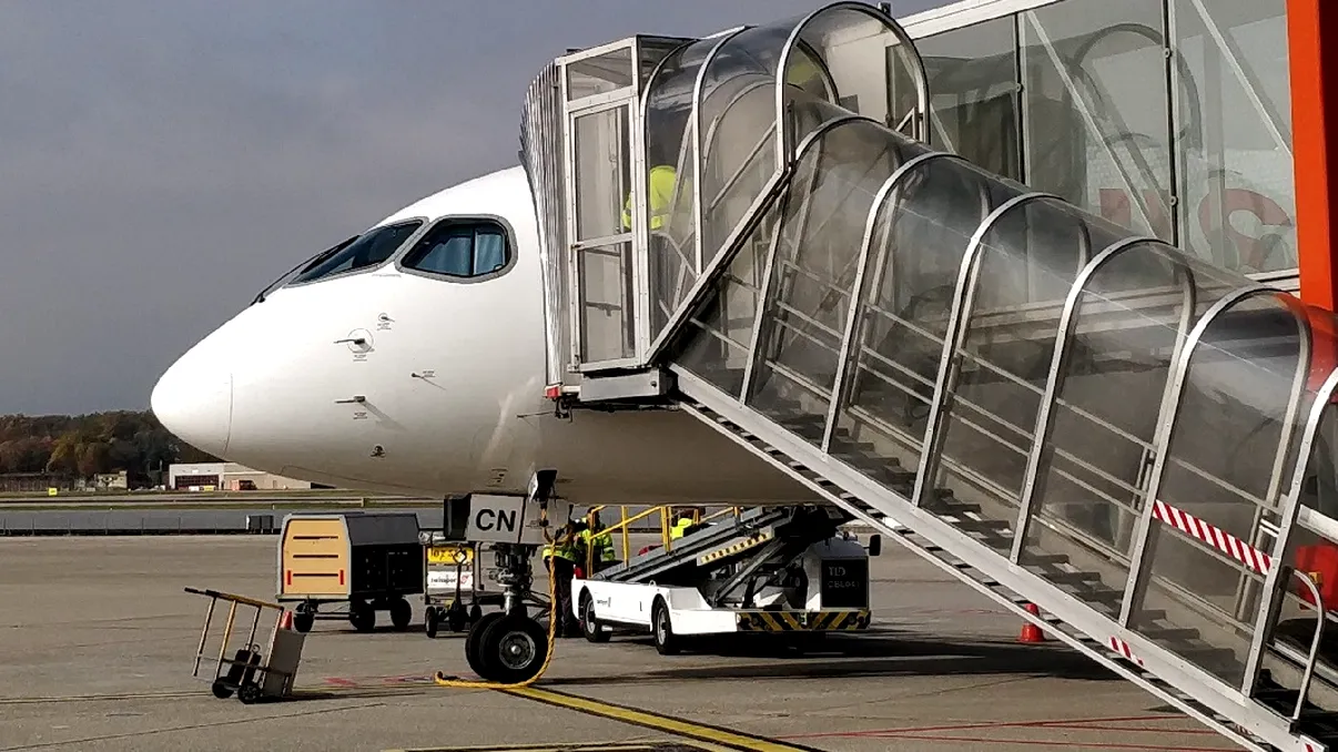 A fost lansat un nou tip de combustibil verde: Germania își transformă industria aviatică