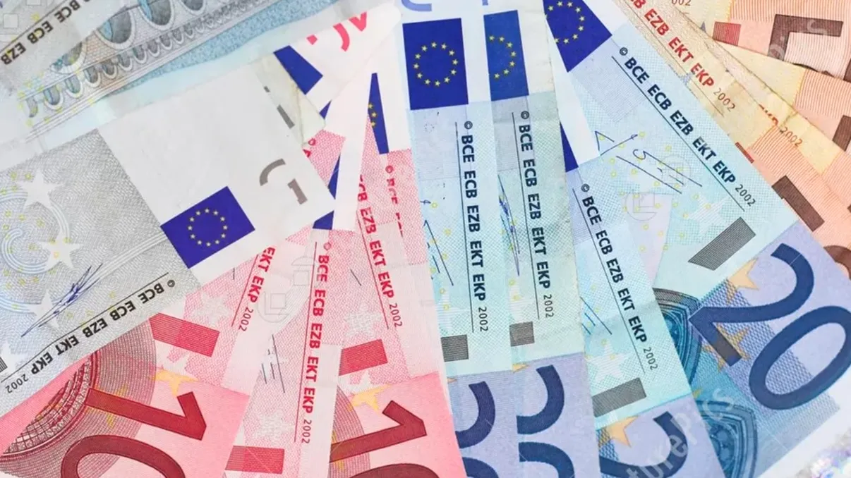 Primele semne ale revenirii din criză: revine optimismul în prognozele economice