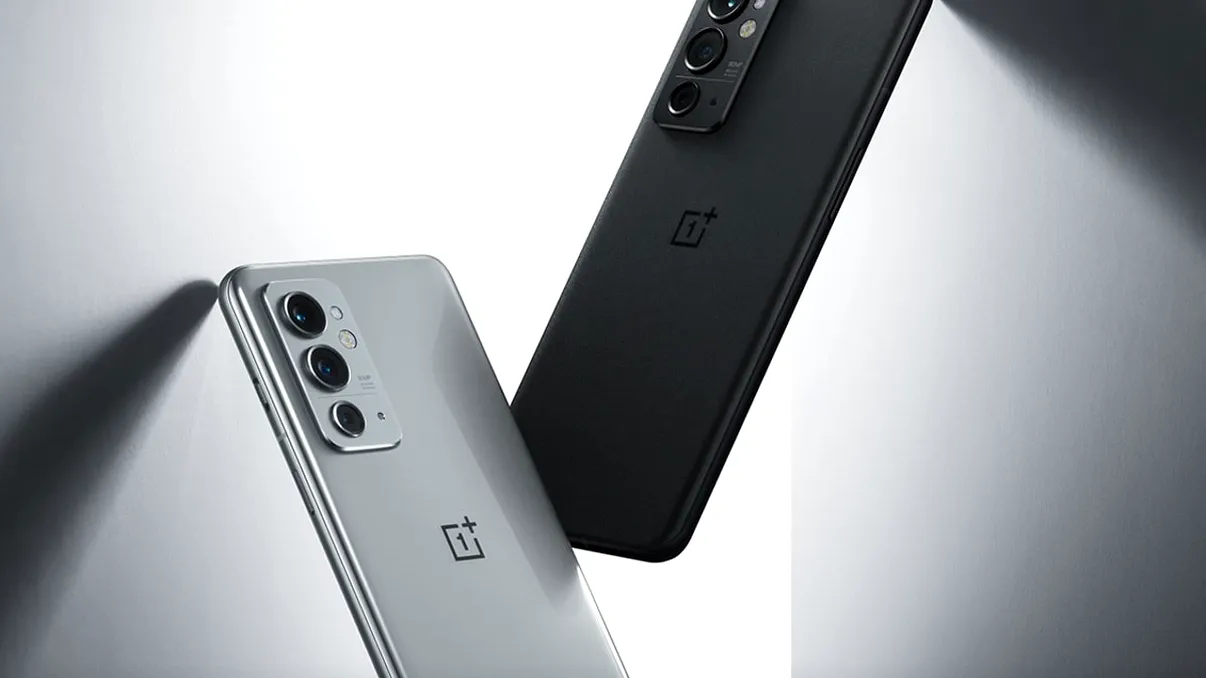 OnePlus 9RT, cel mai nou telefon smart: cu ce impresionează, cât costă și de ce merită banii
