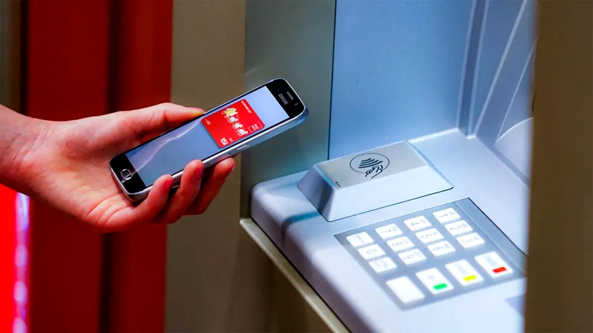 Se dau bani de la bancomat în România, fără card: cât este de ușor, ce trebuie să faci