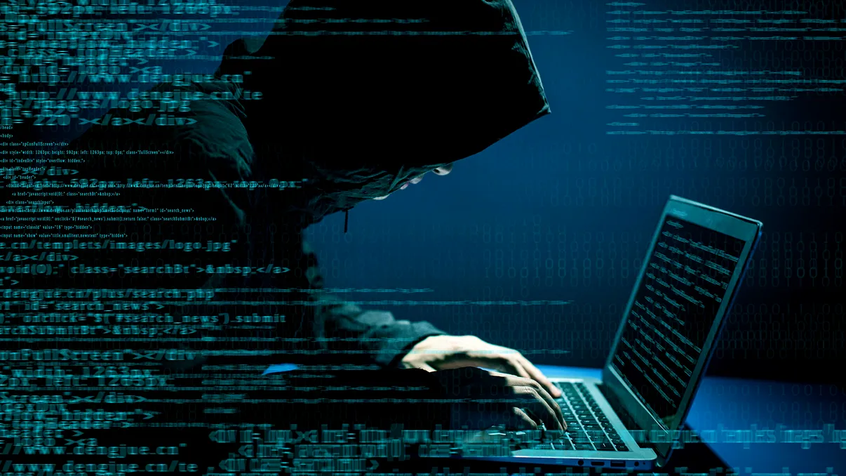 Un hacker craiovean a încercat să șantajeze mai multe companii: ce a pățit