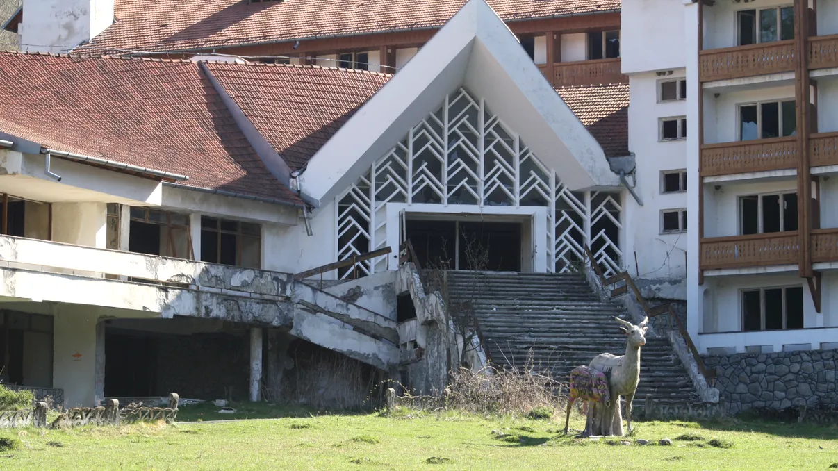 Pandemia din România, în locuri de muncă pierdute: așa înțelegi cât de gravă este problema, de fapt