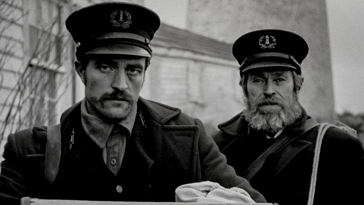 REVIEW: Motivele pentru care ar trebui să vedem „The Lighthouse” de mai multe ori