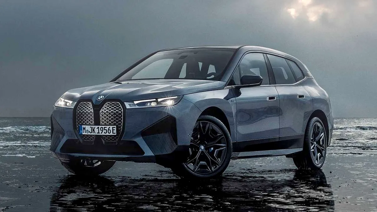 BMW vrea să aducă puterea pe mașinile electrice: noul iX M60