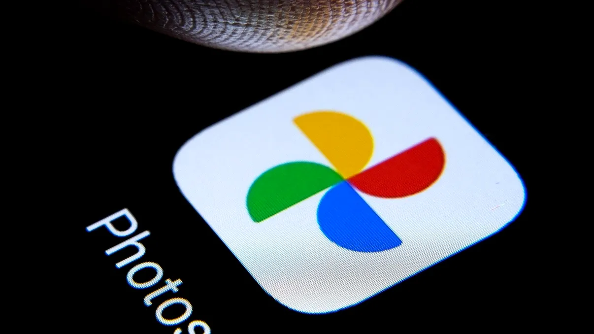 Trucuri Google Photos - cum ștergi fotografii fără confirmări suplimentare și scapi de stres