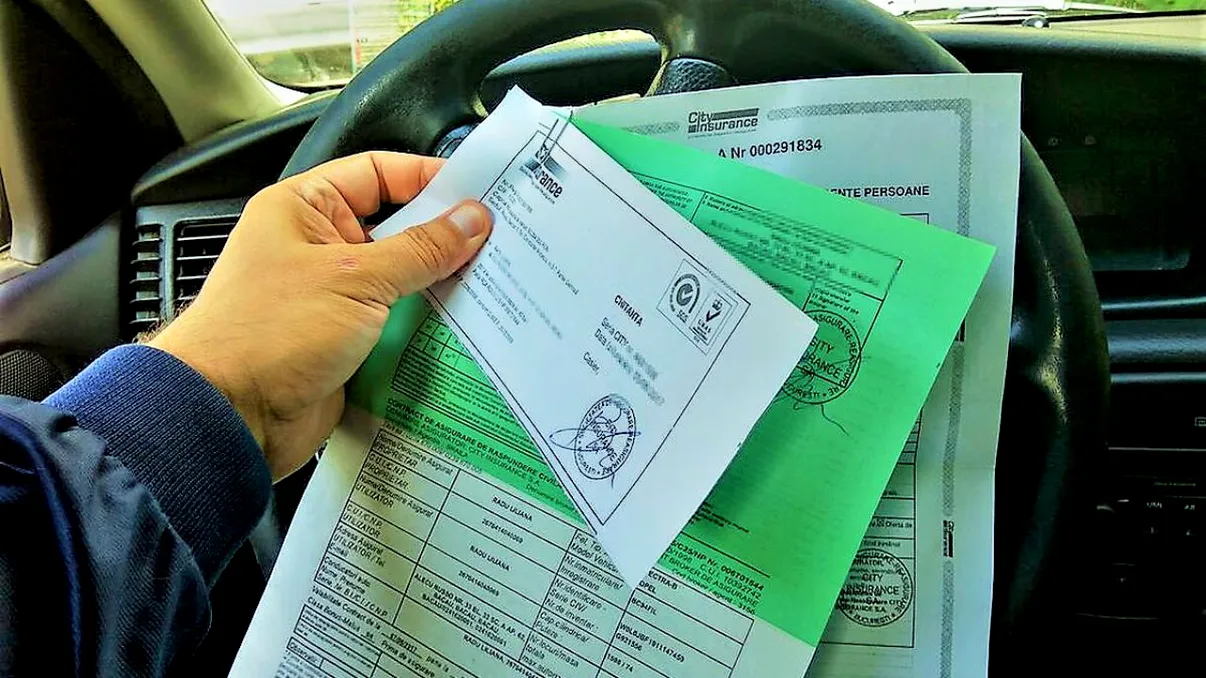 Cum ar fi românii păcăliți, pe piața RCA: asigurările obligatorii sunt din ce în ce mai scumpe