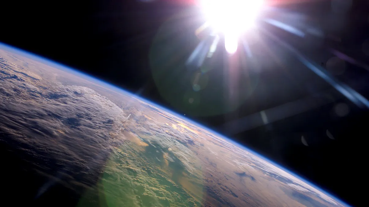 Ce este, de fapt, lumina? Răspunsul marelui Albert Einstein