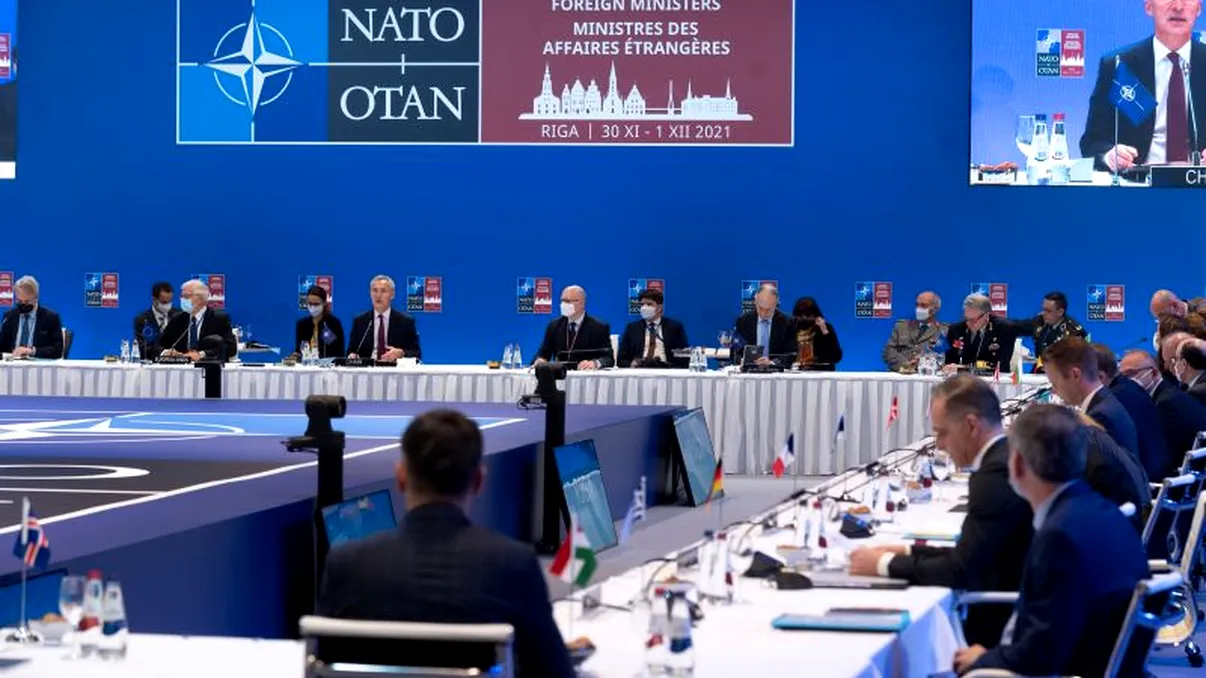 Cum a reacționat Rusia, după reuniunea NATO: „Confirmă dorința de a prelungi conflictul”