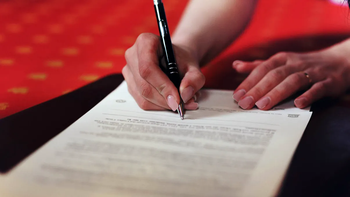 Documentul oficial care dispare din România, de acum: anunțul care schimbă tot