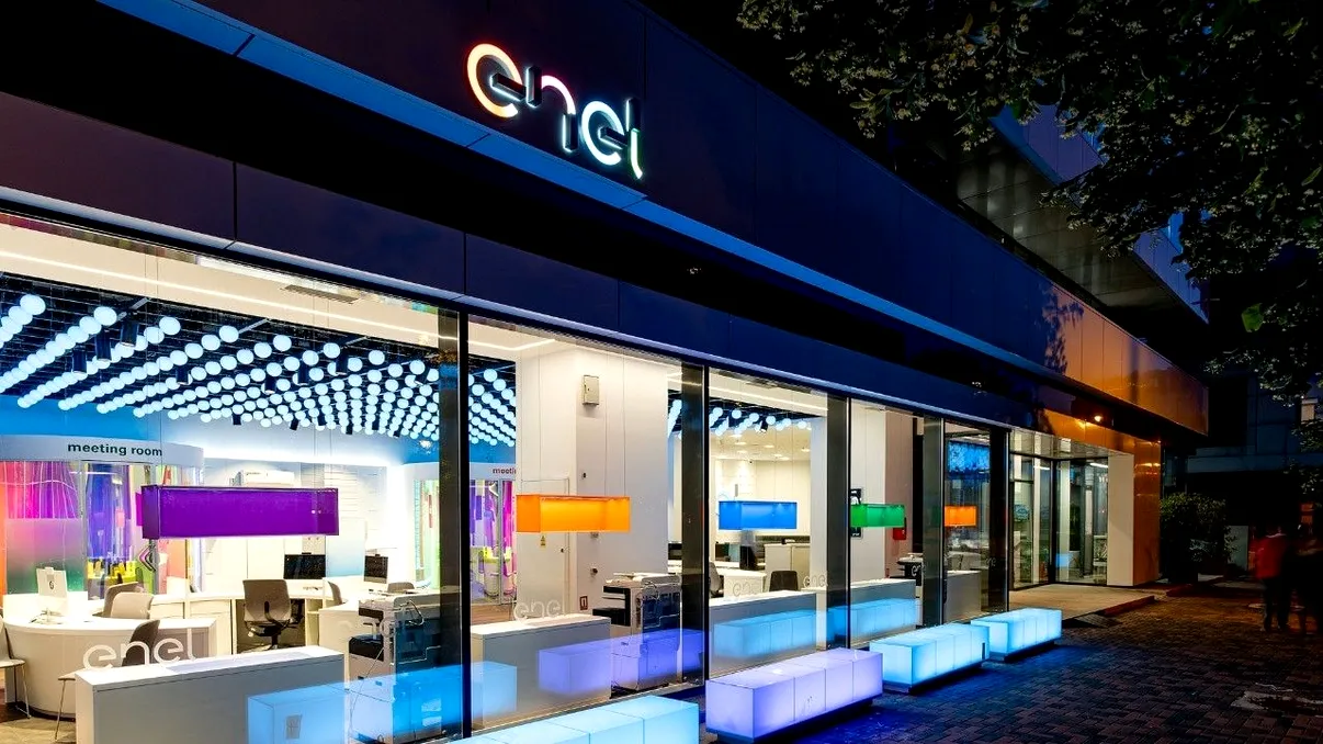 Cea mai mare companie de electricitate din Grecia, Public Power Corp, negociază preluarea activelor Enel din România