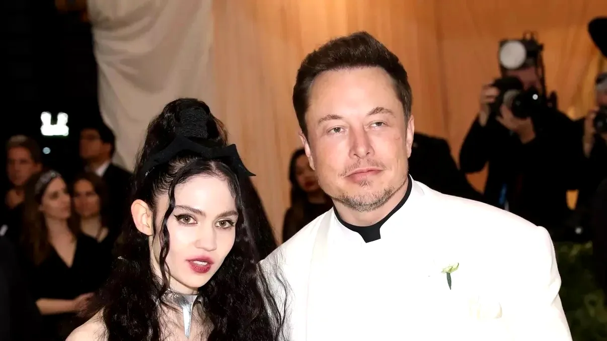 Fosta iubită a lui Elon Musk face dezvăluiri despre miliardar: „Trăia în sărăcie lucie, avea o gaură în saltea