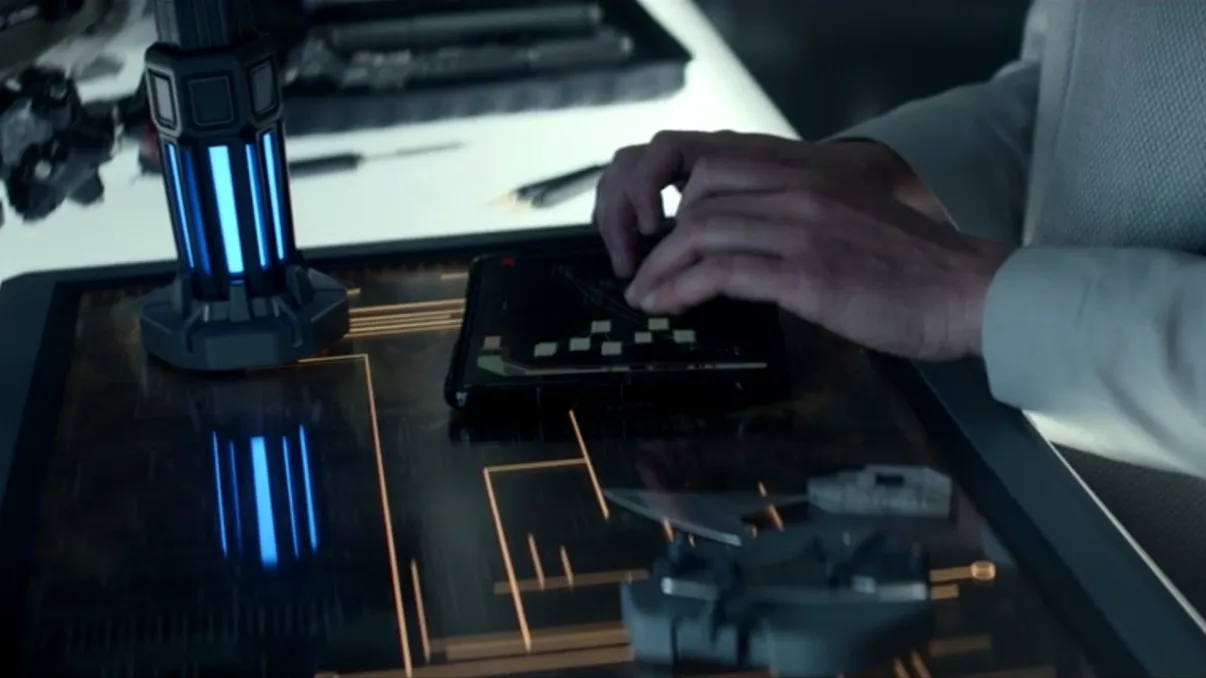 Un Samsung Galaxy Z Fold s-a strecurat într-un episod Star Trek Picard: cum a fost posibil