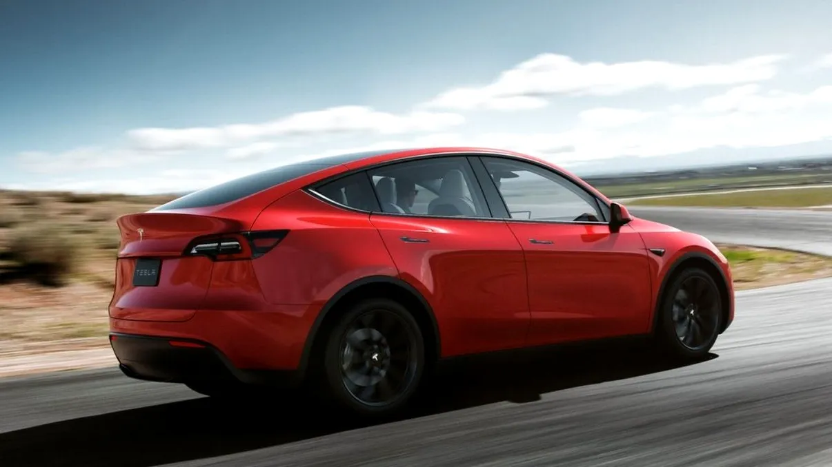 Tesla a inaugurat fabrica din Europa: ce nivel de producție urmează să aibă