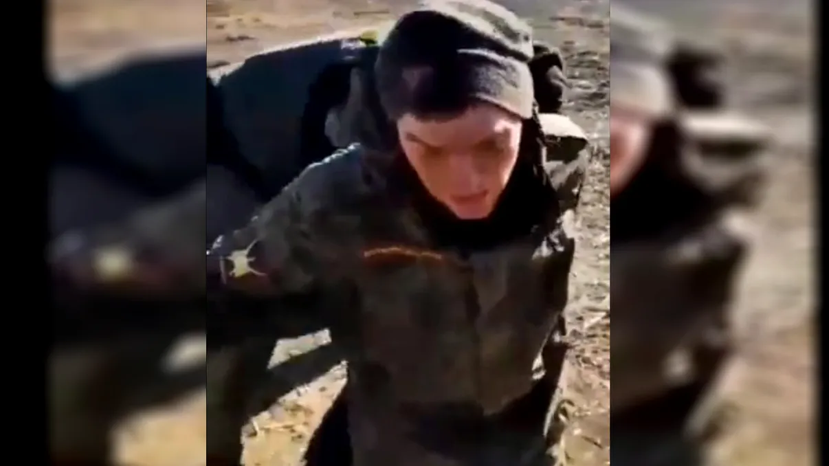 Ce au găsit ucrainenii în buzunarele soldaților ruși capturați. Dovezile incontestabile ale violurilor