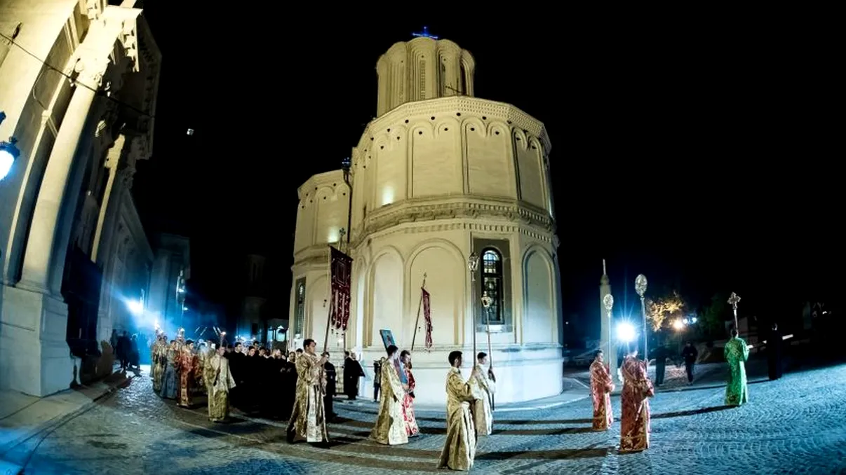 Pompierii au verificat bisericile din România, înainte de Paște. S-au dat amenzi de sute de mii de lei pentru nereguli