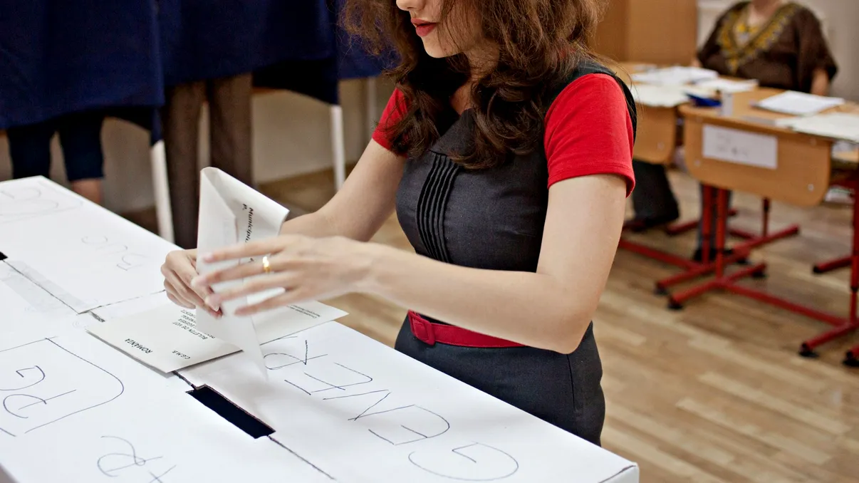 Proiectul de lege privind dreptul de vot de la 16 ani a fost depus în Parlament