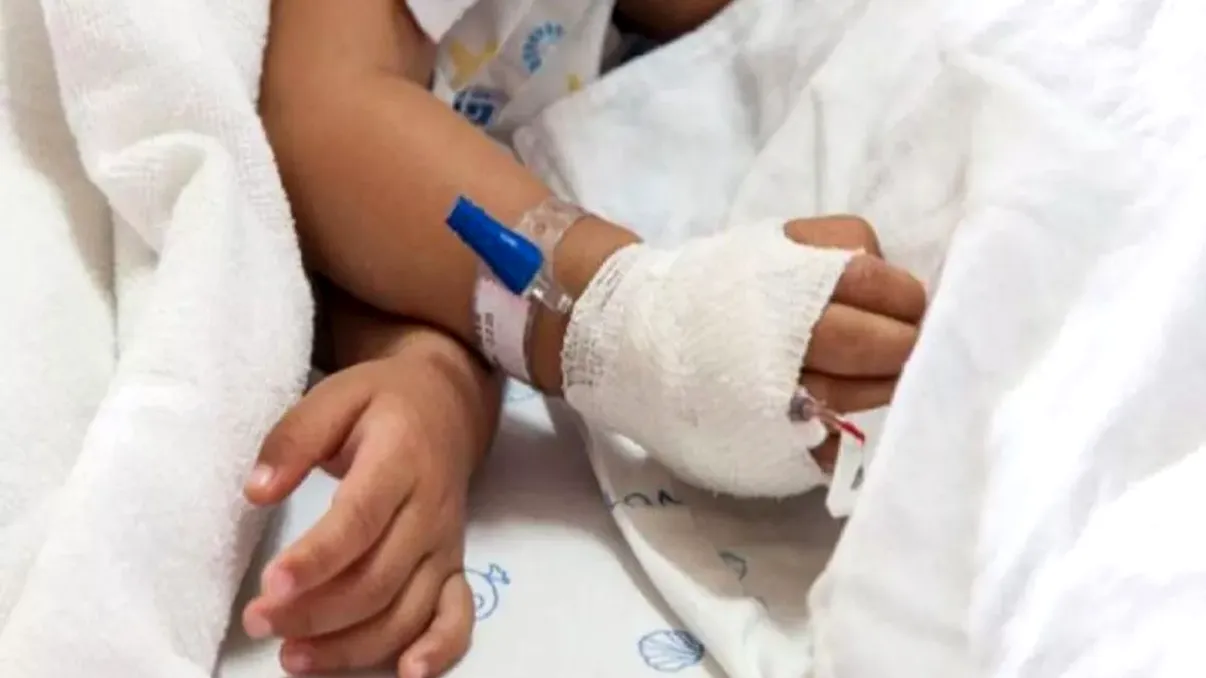 Tot mai multe cazuri de hepatită misterioasă la copii. Marea Britanie are peste 170 de cazuri, Moldova anunță primul suspect